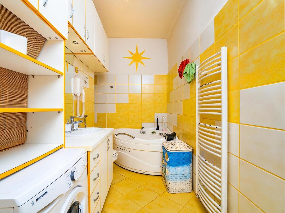 Grand Apartment In Strict Center Of Rijeka Extérieur photo